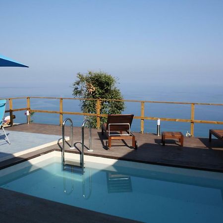 Villa Alice Santo Stefano di Camastra Εξωτερικό φωτογραφία